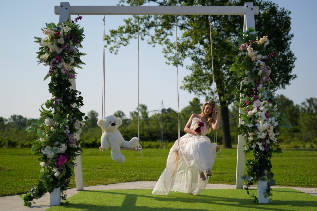 Luksuz na golf terenima su uređene zelene površine i jedna od najvećih terasa u gradu