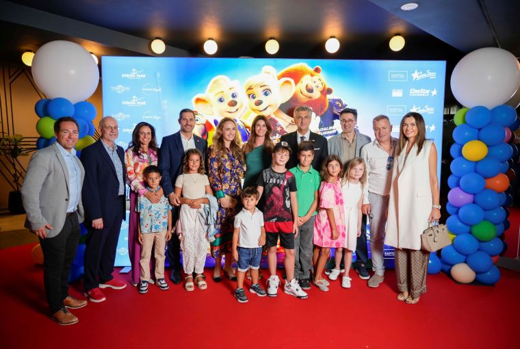 Andrej Plenković nije propustio gala premijeru u zagrebačkom kinu (Foto: Bojan Zibar)