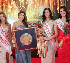 Lana Lourdes Rupić je prema mnogima bila najljepša beba u Hrvatskoj, a s 18 je osvojila i laskavu titulu na izboru ljepote (Foto: Josip Čekada)