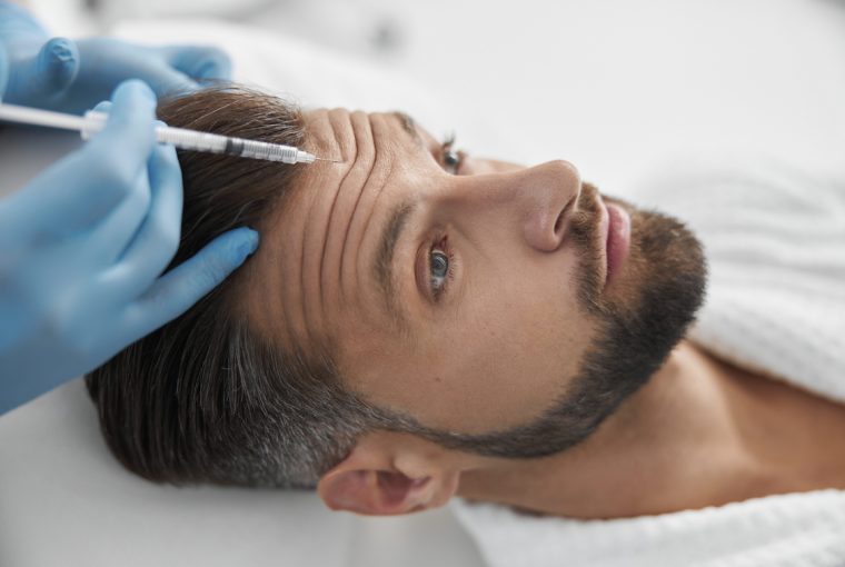 Botoks je muškarcima na svjetskoj razini omiljeni tretman, a 2023. godine odrađeno ih je više od pet milijuna (Foto: Envato Elements)